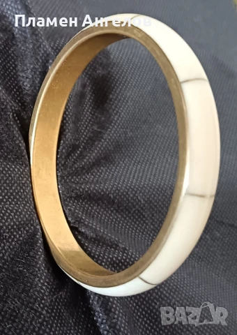 Дамска гривна от костен рог и месинг