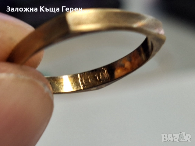 Дамски пръстен 1,98гр 18 карата., снимка 3 - Пръстени - 52875152
