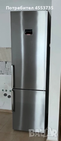 Продавам свободностоящ хладилник bosch