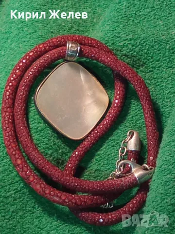 СРЕБЪРНО СЕДЕФЕНО АРТ КОЛИЕ МЕДАЛЬОН с ШНУРЧЕ и ГРЪБ КОЖА от САЛАМАНДЪР СРЕБРО 925 със СЕДЕФ 16908, снимка 15 - Колиета, медальони, синджири - 35974294