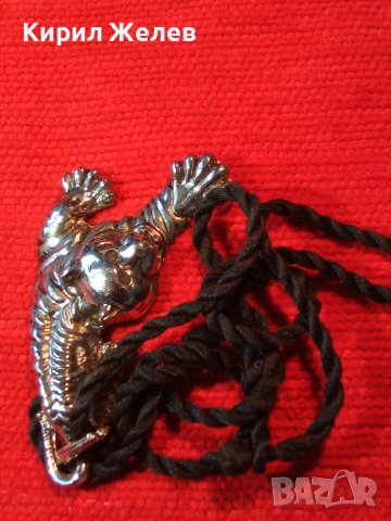 ДЕБНЕЩ ТИГЪР СТОМАНЕН НИКЕЛИРАН АРТ МЕДАЛЬОН с ШНУРЧЕ МНОГО ЕФЕКТЕН 24794, снимка 3 - Колиета, медальони, синджири - 34508414
