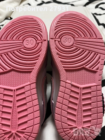 Детски СВЕТЕЩИ маратонки ЛАБУБУ, снимка 4 - Детски маратонки - 52976776