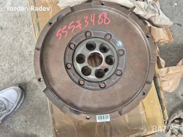 Оригинален Демпферен Маховик Sachs за Opel Insignia 2.0 CDTI (F40) - 55573488, снимка 2 - Части - 56202971
