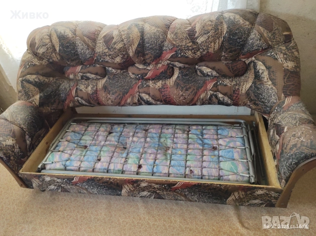 Продавам холна гарнитура , снимка 7 - Дивани и мека мебел - 53140797