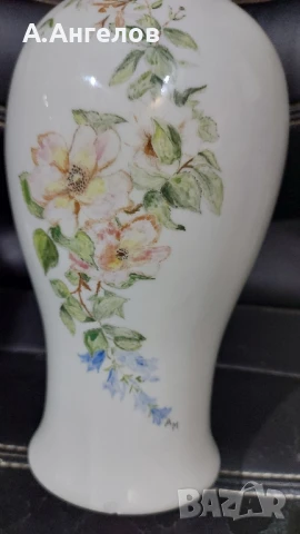 Порцеланова ваза , снимка 3 - Вази - 51320550