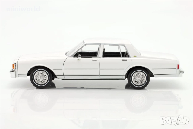 Chevrolet Caprice Classic 1980 от сериала A-TEAM - мащаб 1:18 на Greenlight моделът е нов в кутия, снимка 3 - Колекции - 52825476