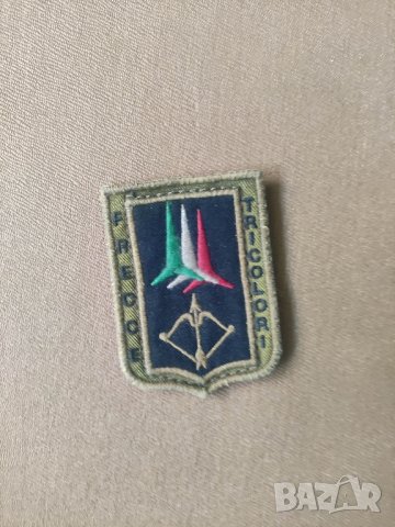 Продавам наръкавни Leader 1 i Frecce Tricolori

, снимка 4 - Екипировка - 42175172