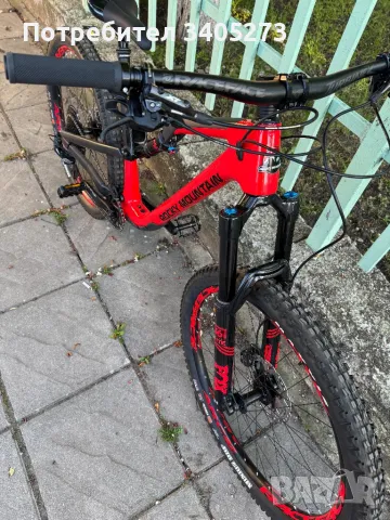 Колело MTB Rocky Mountain Carbon BC Edition не Scott Trek Specialized, снимка 4 - Велосипеди - 49009846