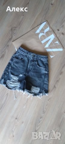 Zara детски дънки, снимка 1 - Детски къси панталони - 44575323