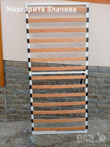 Метална подматрачна рамка 90/200