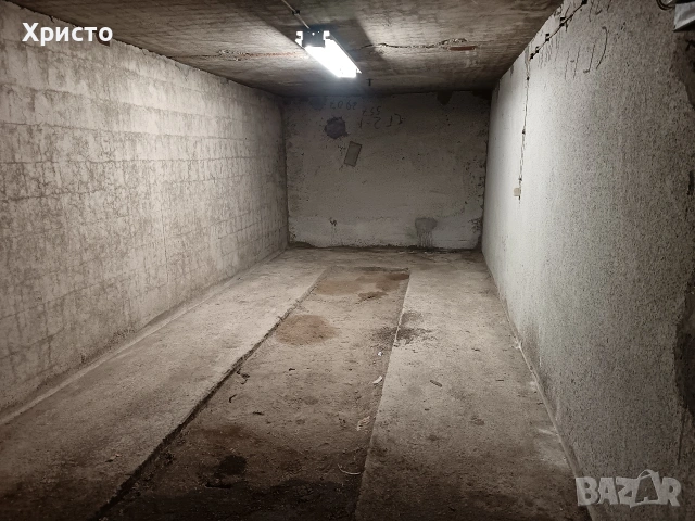 Гараж под наем Чародейка Юг, снимка 5 - Гаражи и паркоместа - 52529280