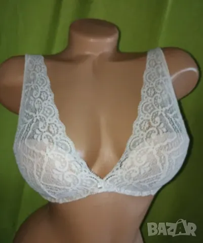 Intimissimi - 75 B,C-Сутиен с дантелени чашки с банел в телесен цвят , снимка 1