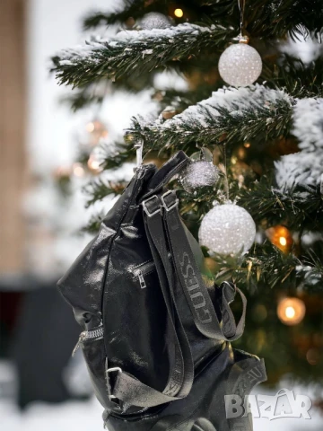 раница Guess , снимка 8 - Раници - 51393332