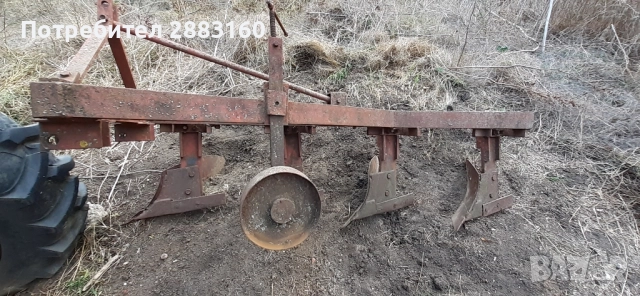Продавам плуг български с 4 тела, снимка 3 - Селскостопанска техника - 51798087