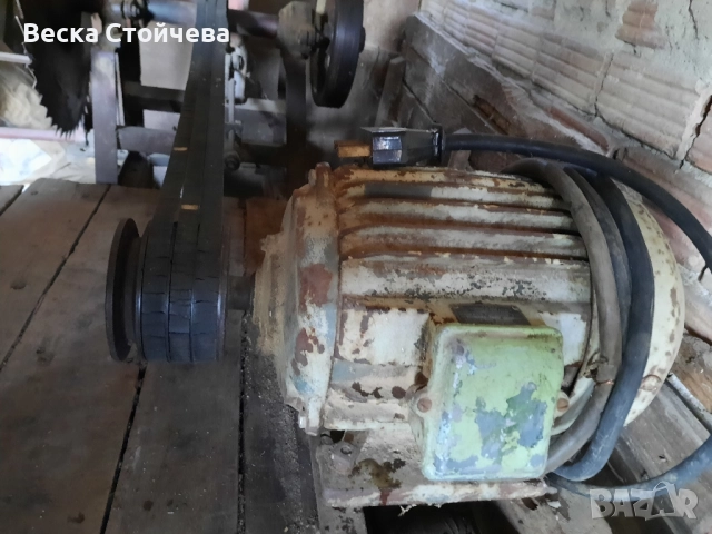 Трифазен циркуляр за рязане на дърва с люлка , снимка 2 - Циркуляри - 52380853