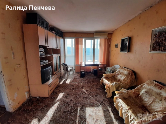 Тристаен апартамент с южно изложение и панорамна гледка – кв. Бузлуджа, снимка 3 - Апартаменти - 53250037