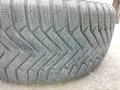 Зимни гуми  Laufenn с  размери 195/50R15, снимка 1 - Гуми и джанти - 40461341