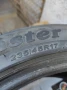 Продава запазени зимни гуми 17 цола 235 на 45 , снимка 4