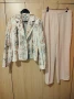 Дамски костюм, снимка 1
