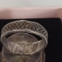 Стар възрожденски сребърен пръстен

, снимка 7 - Антикварни и старинни предмети - 41785695