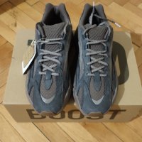 Adidas Yeezy Boost 700 V2 Mauve, US 10,5, EU - 44/ и 2/3 (DEADSTOCK), снимка 1 - Спортни обувки - 41125385