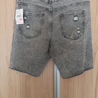 Нови къси дънкови панталони с кръпки, снимка 2 - Къси панталони - 42332033