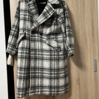 Дамско палто Cropp, снимка 1 - Якета - 44835140
