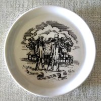 Колекционерска порцеланова малка чиния. Германия. (3)., снимка 1 - Антикварни и старинни предмети - 41016142