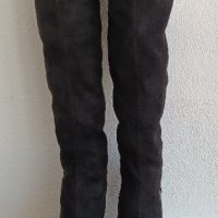 Дамски черни дълги ластични ботуши с висок ток и дебела подметка и лачена основа, снимка 5 - Дамски ботуши - 41845335