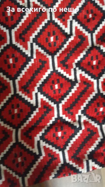 стара плетена кувертюра може и за стена, снимка 1