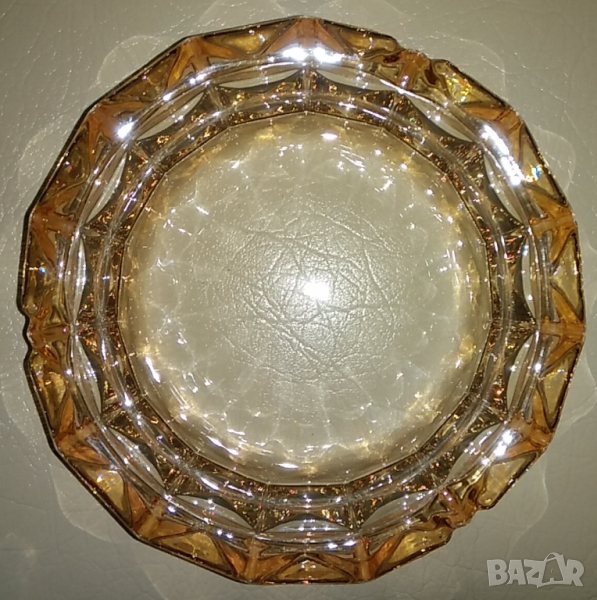 Стъклен пепелник, снимка 1