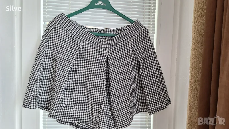 Три различни модела къси пола-панталони About you , снимка 1