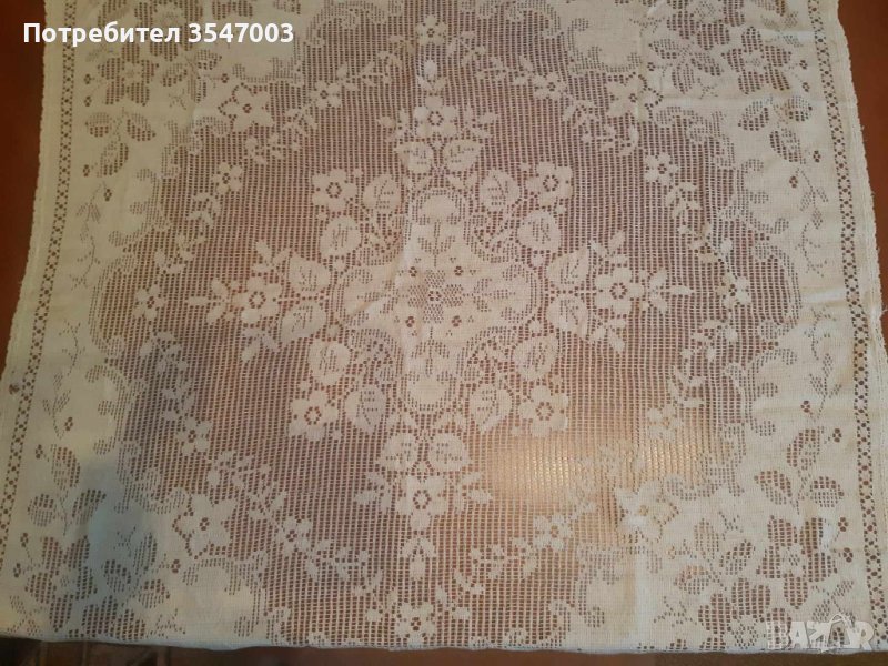 Бяло каре-покривка за маса, снимка 1