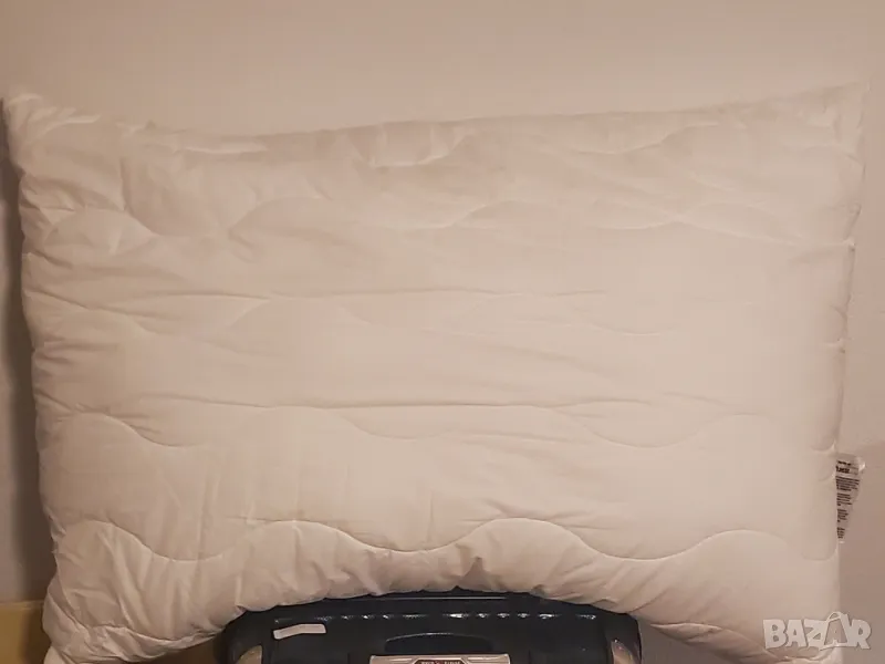 Възглавница Юск/Jysk 70/100, снимка 1