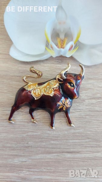 Брошка бик , снимка 1