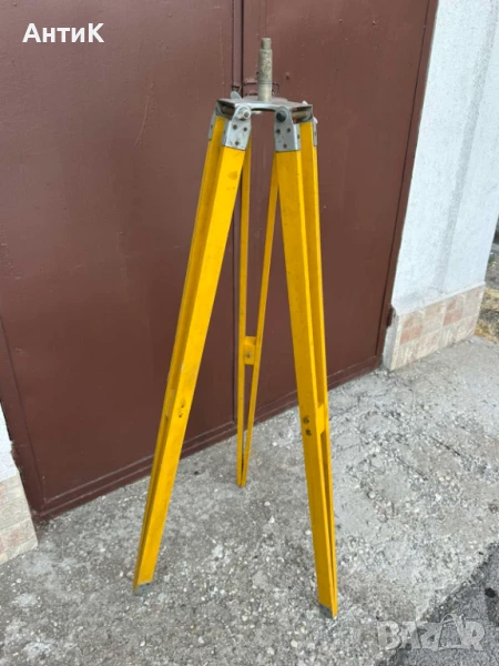 Дървена Тринога Статив, снимка 1