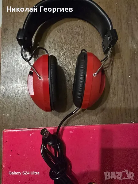 Винтидж слушалки Universum , снимка 1