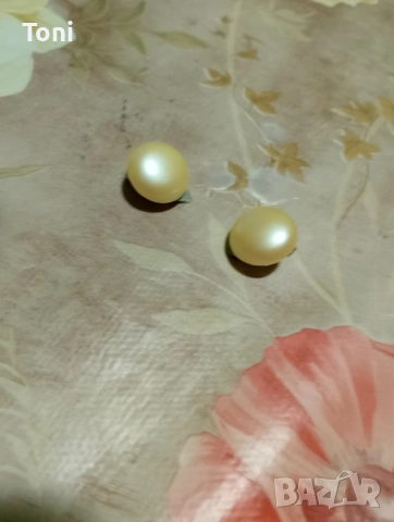 перлени обеци чисто нови 