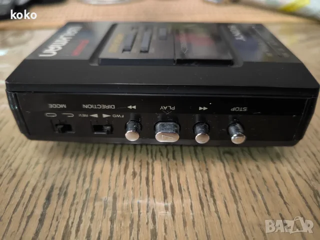 Уолкмен Walkman Sony и Sharp, снимка 4 - Радиокасетофони, транзистори - 55972593