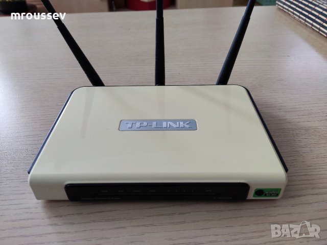 Рутер TP-Link WR940N, 8-портов суитч, POE LAN адаптер, снимка 2 - Рутери - 40300301