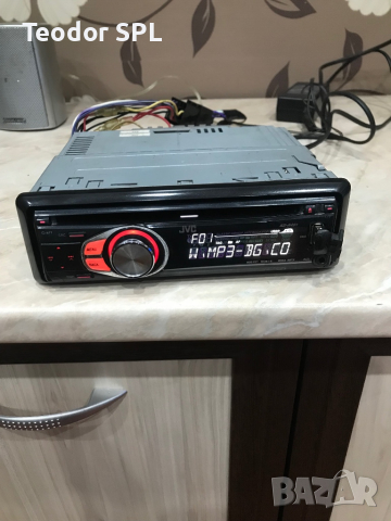 Jvc Kd-r401 usb, снимка 1