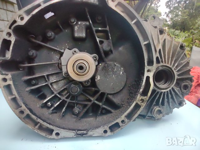 скоростна кутия A1683602400 Мерцедес Mercedes А160, снимка 2 - Части - 41809575