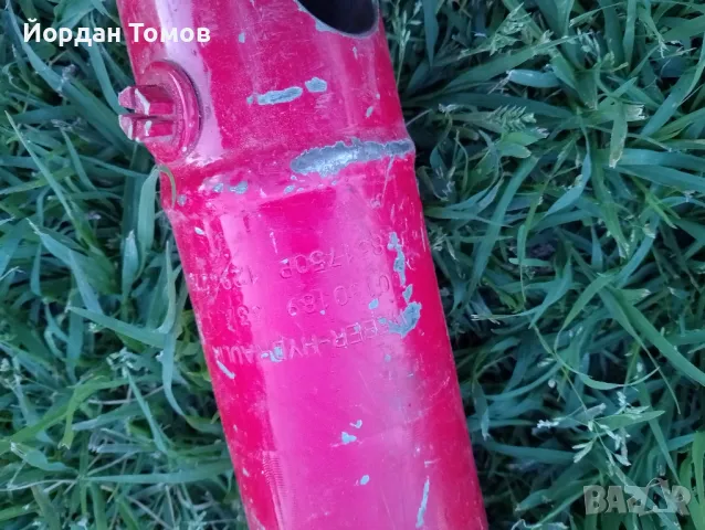 хидравличен цилиндър.HORSCH, снимка 1