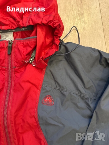 Яке Nike ACG.   , снимка 2 - Спортни дрехи, екипи - 52967136