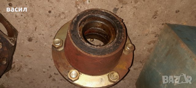 Задна главина за Газка, снимка 2 - Части - 38948514