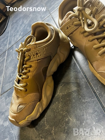 Guess топ нови, снимка 2 - Маратонки - 53681779