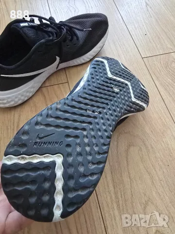 мъжки маратонки NIKE 45 номер , снимка 3 - Маратонки - 55886375