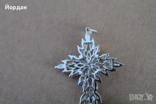 Сребърен кръст , снимка 3 - Колиета, медальони, синджири - 50772255