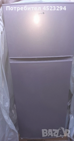 Нов ARIELLI ARD-273FENS хладилник с фризер 