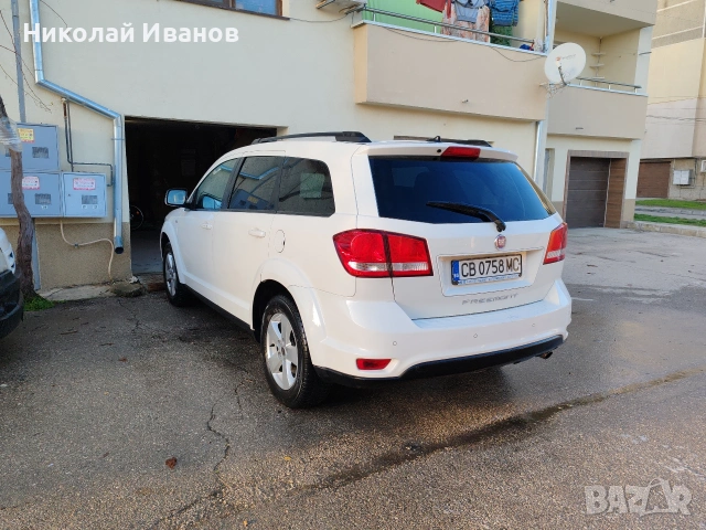 Fiat Freemont, снимка 2 - Автомобили и джипове - 53634126